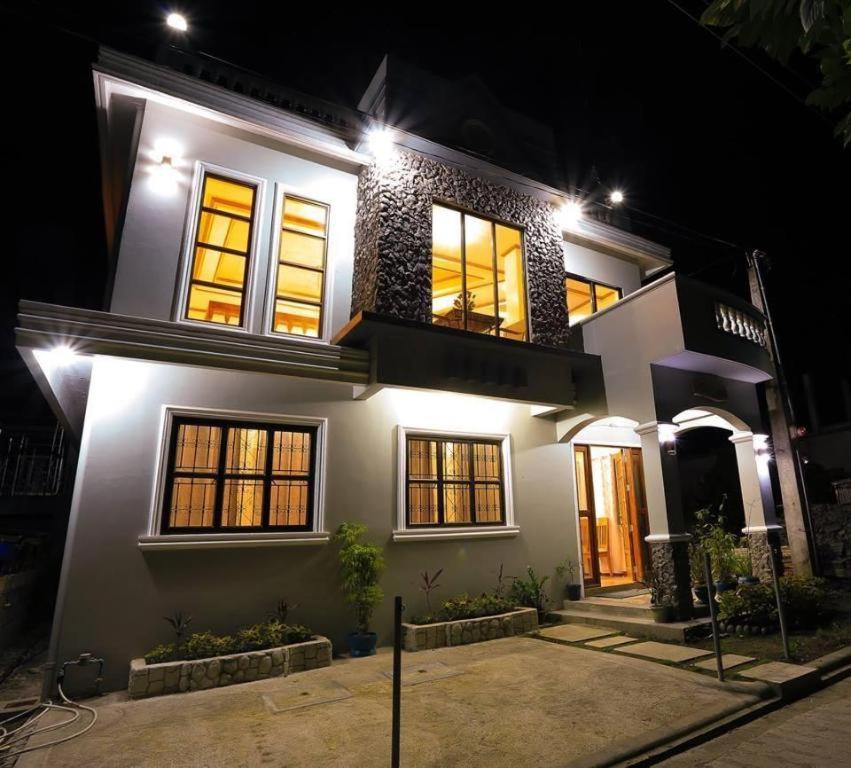 Hillside Villa Basco Luaran gambar